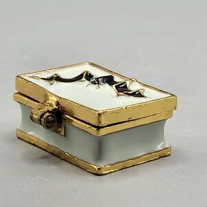 Work of Art Halloween Trinket Box Bat Enamel Hinged Magnetic Shelf Decor